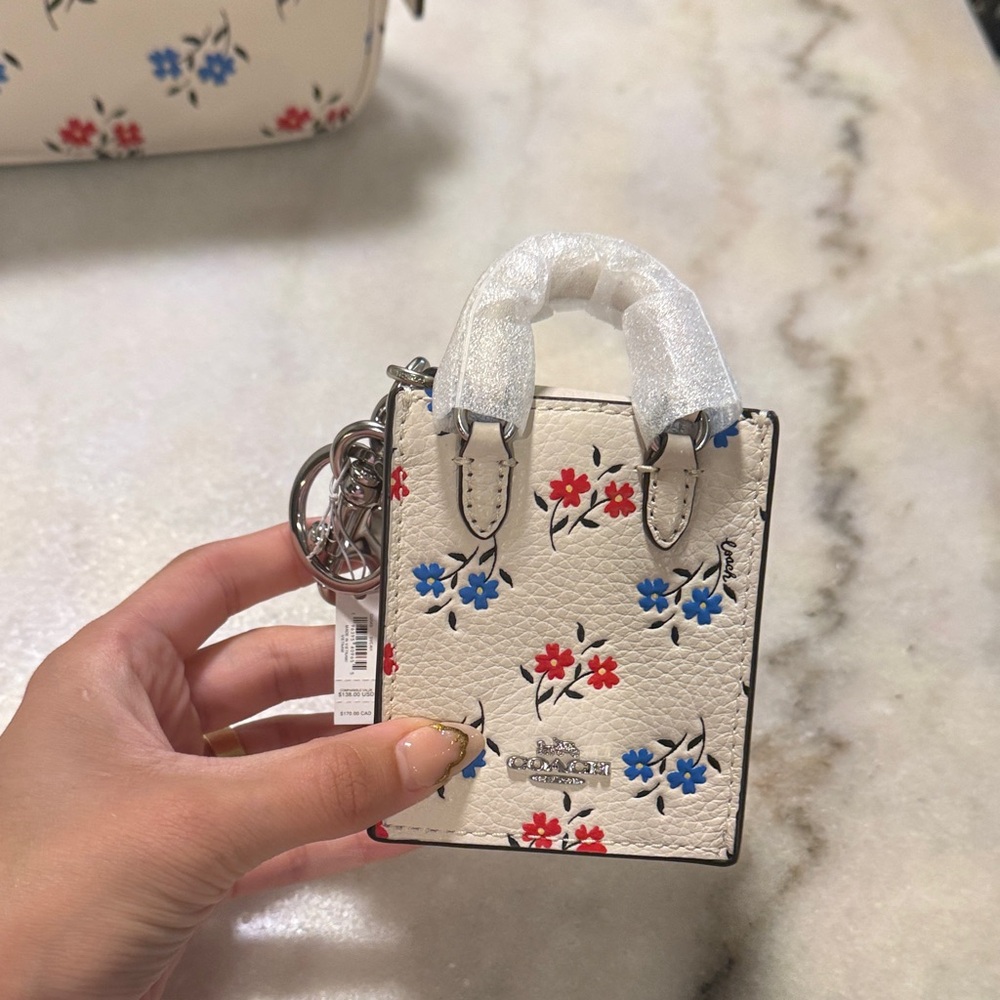 Coach Cream Crossbody Bag with Red and Blue Floral Design - Picture 2 of 5